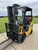 caterpillar 1.8 Tonne Gas Forklift Container triple Mast