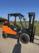 Doosan 4 Tonne gas Forklift Truck