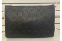 Embossed Chain Strap Black Bag One Size RRP £27.00 L26c