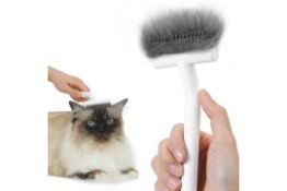 38 x Brand New Overstock Cat Dog Brush RRP £679.82