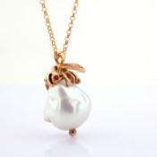 An Exquisite Bee Necklace Detailed With Baroque Pearl, Brilliant Diamonds and Gold