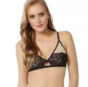 20 x Brand New Lingerie Bras Knickers Job Lot