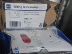 40 BG Nexus White Moulded Cooker Control Sockets