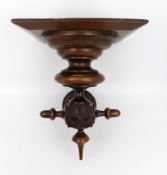 Victorian/Edwardian Decorative Wooden Wall Bracket