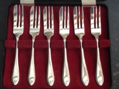 A Cased Set of Six Sterling Silver Cake/Pastry Forks, Viners Ltd, Sheffield, 1966
