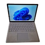 Microsoft Surface Laptop 2 Windows 11 Pro Core i5-8350U 8GB 256GB SSD Webcam WiFi Office