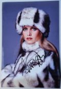 Twiggy Signed Photograph