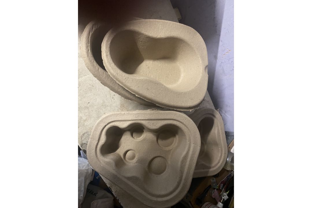 Wholesale Cardboard Bedpans, Superior Design, British Made 100 % Recycled Carboard. Pack of 40 - Image 4 of 5