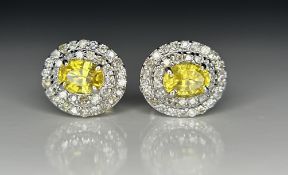 Beautiful 0.92 CT Unheated Ceylon Yellow Sapphire With Natural Diamonds & 18k Gold