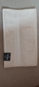 Below Wholesale - Ultima Collection - 640gsm Soft Hand Towel x20