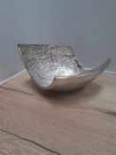 Libra Peel Curved Bowl Small