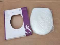 Cooke & Lewis Surano Soft Close Toilet Seat (RS-A0302/3)