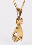 Carrera Y Carrera 18ct Yellow Gold Hand Necklace Pendant 7 Diamonds Pearl Spain