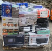 Pallet of Approximately 25 Unprocessed Raw Return Household Small Appliances RRP £1,525.00 - 1026...