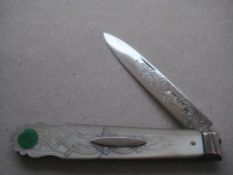 Victorian Mother of Pearl Hafted Silver Bladed Folding Fruit Knife