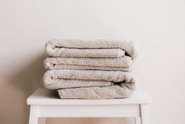 20x - 640gsm soft hand towel - Below Wholesale - Ultima Collection