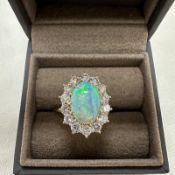 18ct Opal and Diamond Cluster Ring (Size O) 5.5 grams