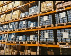 Bulk lot of Optimaxx Extreme Performance wood screws - 750 tubs in total £25K RRP