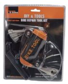 6 x DIY Bike Repair Tool Kit (Plastic Case Cracked) L24