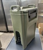 New British Army Cambro Insulated Beverage Dispenser UC500