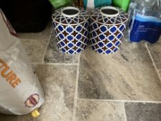 Vases x2