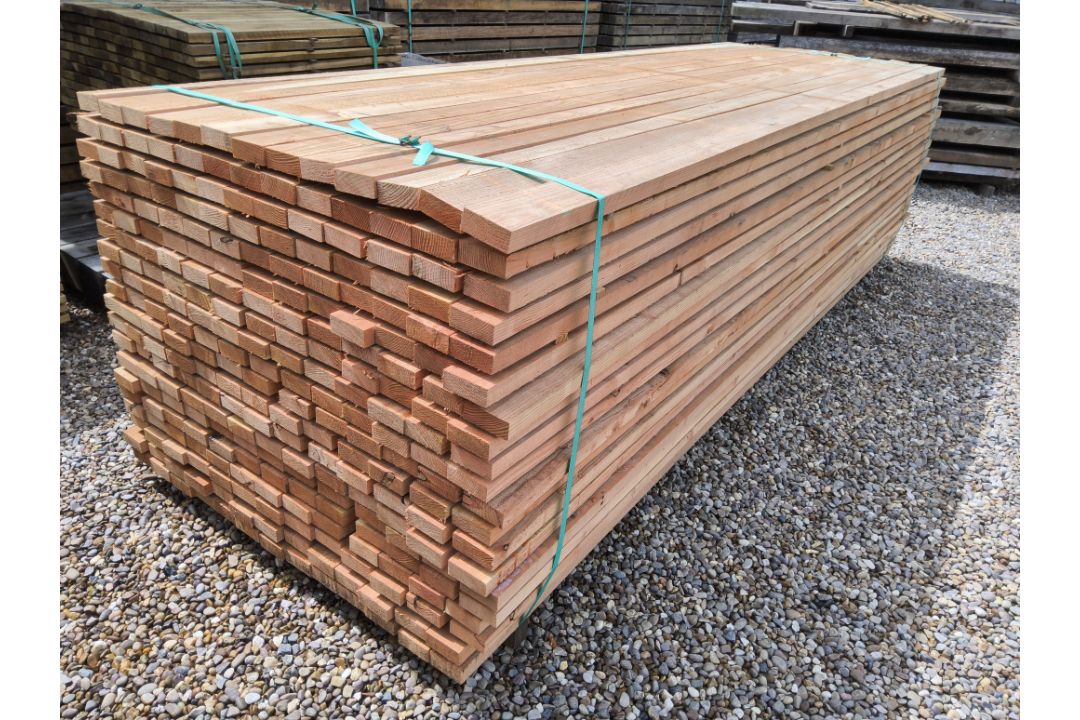 100x Softwood Sawn Larch Timber Rails - Image 4 of 4