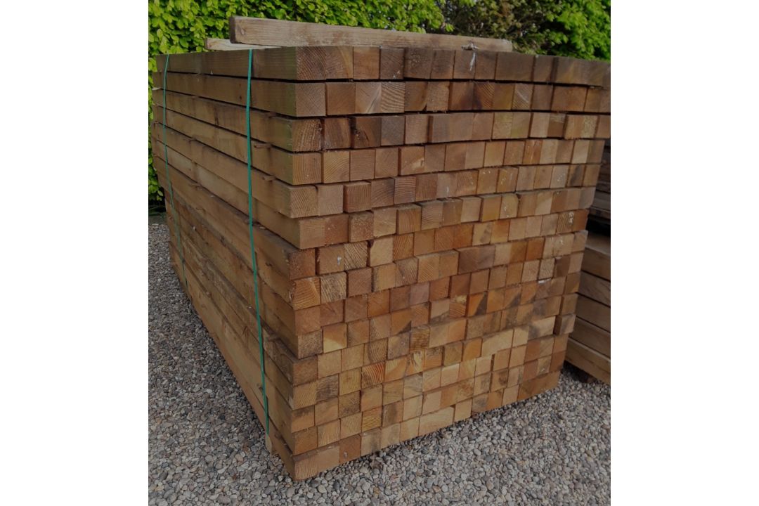 50x Softwood Sawn Timber Mixed Larch / Douglas Fir Posts - Image 1 of 4