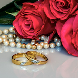 No Reserve Antiques, Jewellery & Collectables plus Designer Silk Scarves FREE UK postage & packing unless otherwise specified