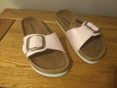 Dunlop “Single Buckle” Ladies Sandals, Size 4, Pink - New RRP £35.00