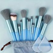 Flawless Beauty Essentials: The Ultimate Soft & Fluffy Makeup Brush Set Blue
