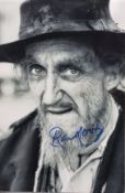Ron Moody Original Signature