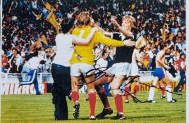 Gordon McQueen Original Signature