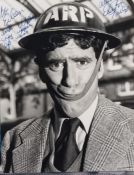 Elliott Gould Original Signature