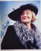 Liz Smith Original Signature