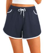 35 x Men & Women's Shorts