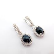 18K White Gold Cluster Earrings Detailed With Sapphire and Brilliant Diamonds