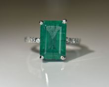 Beautiful 4.00 CT Natural Emerald Ring With Natural Diamonds & Platinum 950