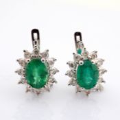 Natural Diamond 18K White Gold Earring