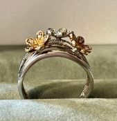 Modern Pretty Silver Diamond Daisy Tiered Ring