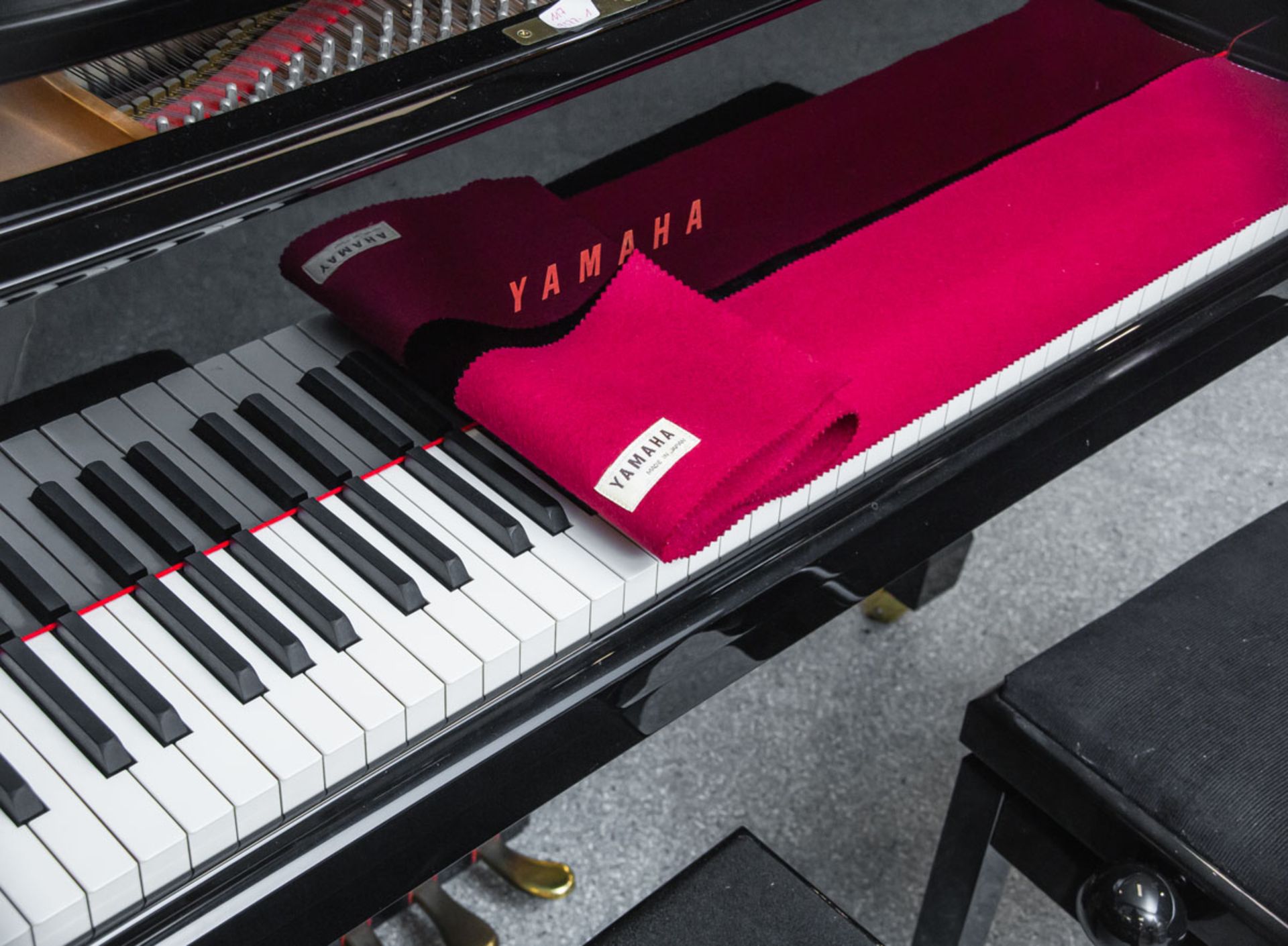 Flügel "C3" (Yamaha) - Bild 2 aus 17