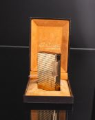 Feuerzeug (Dupont, Paris)