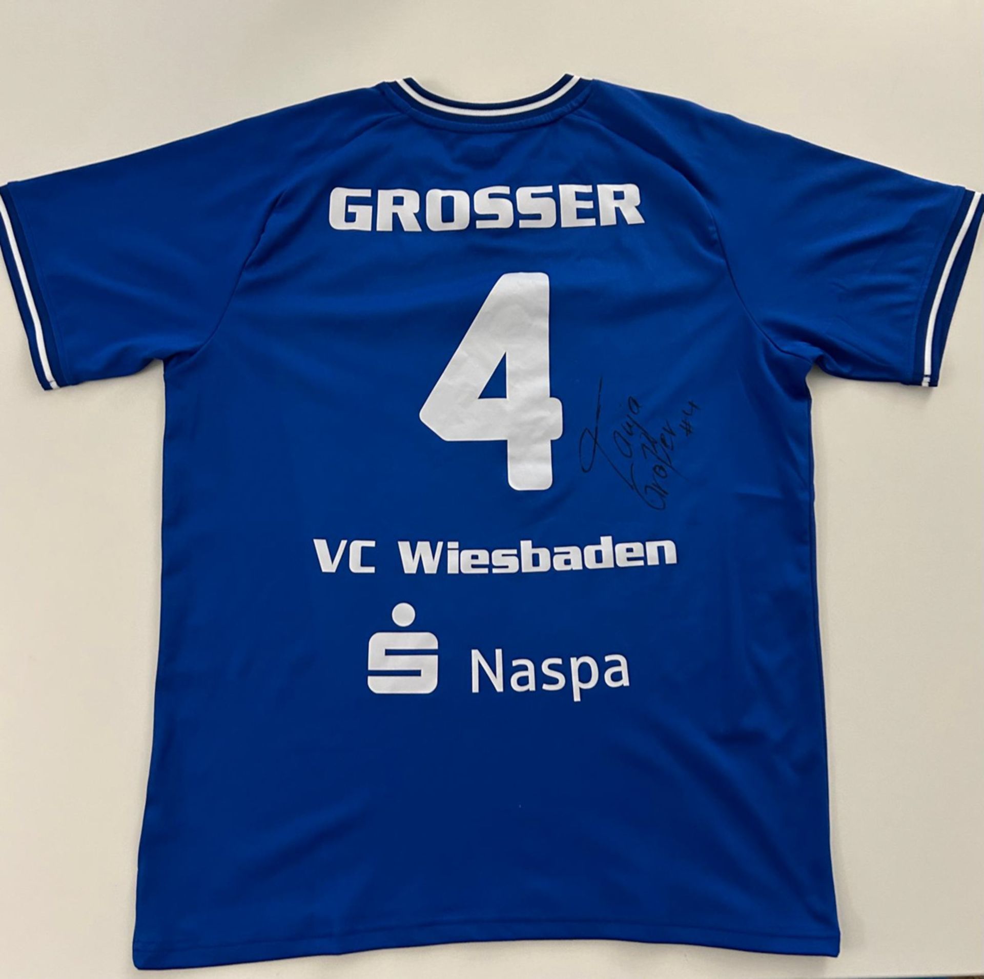Original-Trikot von Tanja Großer (getragen & handsigniert) - Bild 2 aus 3