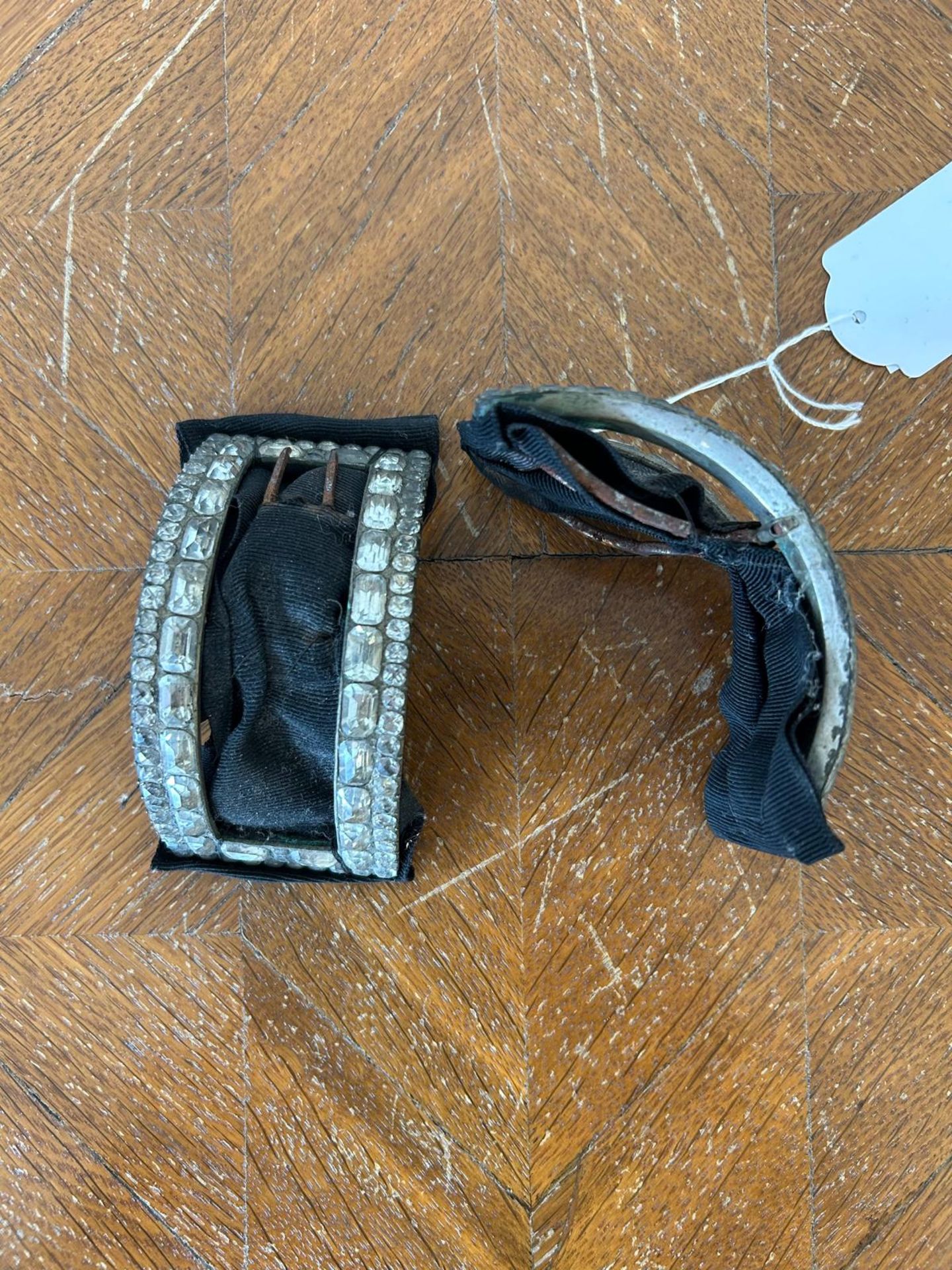 Paar Schuhschnallen (wohl England / Frankreich, 18./19. Jh.) - Bild 3 aus 6