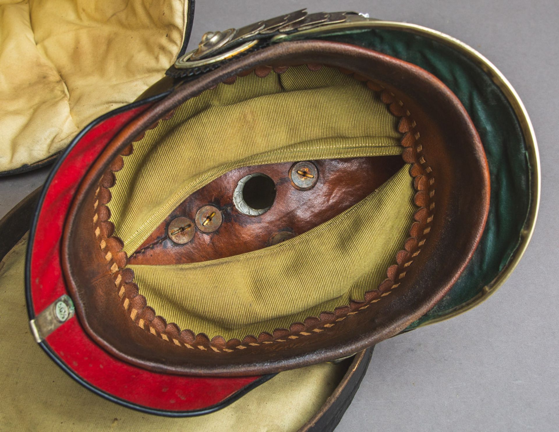 Preußen Polizei-Pickelhaube für einen Offizier (um 1900) - Bild 4 aus 6