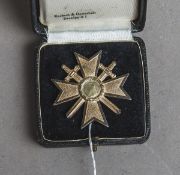 Kriegsverdienstkreuz 1. Klasse mit Schwertern