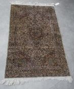 Seiden-Teppich (wohl Iran, 20. Jh.)