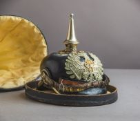 Preußen Polizei-Pickelhaube für einen Offizier (um 1900)