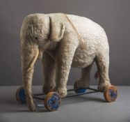 Elefant (Steiff, um 1935)