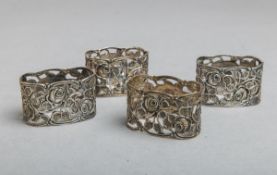 4-teiliges Set von Serviettenringen 800 Silber