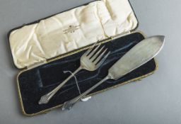 2-teiliges Vorlegebesteck (Rogers, England, um 1900)